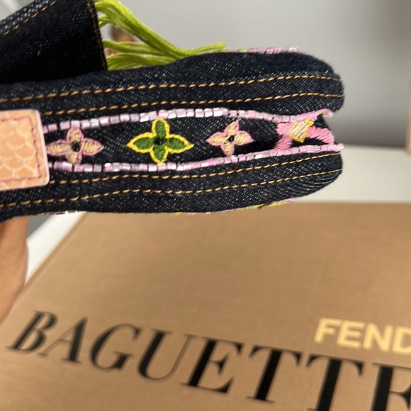 Vintage FENDI denim embroidery beaded baguette bag - Picture 5 of 10